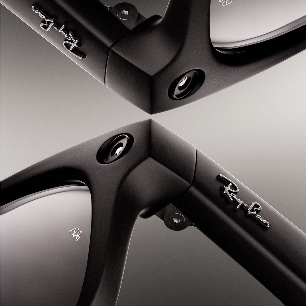 Ray-Ban Sleek Black Wearable Glasses